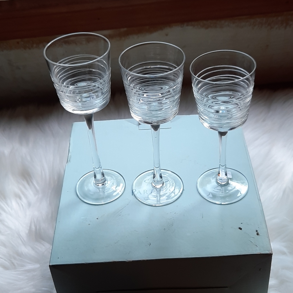 SALE! Partylite clear lines stemmed trio